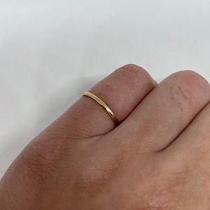 SOLID GOLD STACKING RING